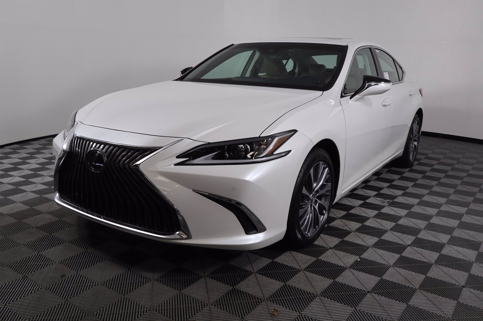 Lexus es 250 2021